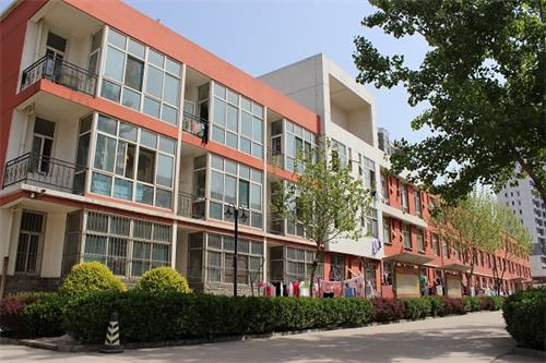 在石家莊護(hù)理學(xué)校升學(xué)和就業(yè)方便嗎？