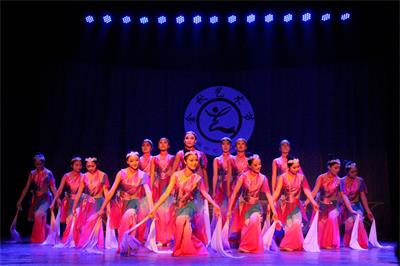 臨沂藝術(shù)學(xué)校有本科專業(yè)嗎？   