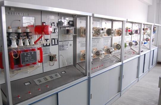 保定市第四職業(yè)中學有電氣技術應用專業(yè)？