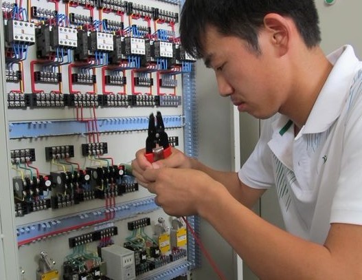 唐山哪里可以學電工？