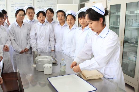 北京護理學校高級護理專業(yè)怎么樣？