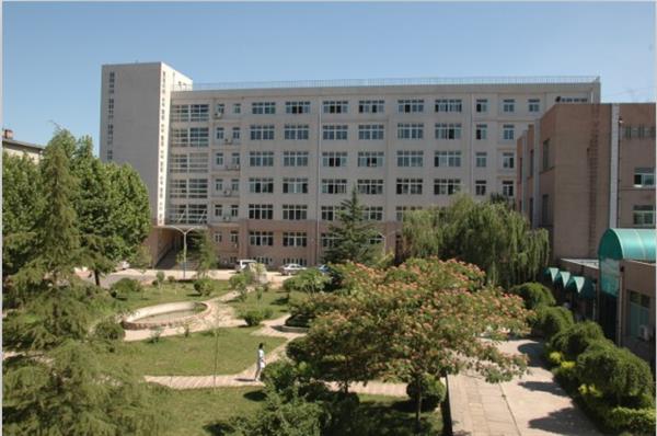 濟(jì)南數(shù)控學(xué)?！叭边B讀大專貫通本科實(shí)驗(yàn)班好嗎？