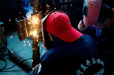 濟寧有學電工的地方嗎？