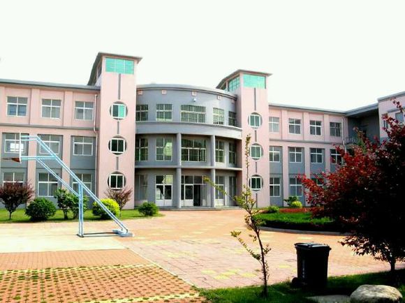 青島求實(shí)職業(yè)技術(shù)學(xué)院學(xué)空中乘務(wù)專業(yè)怎么樣？