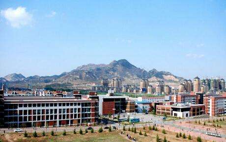 山東人民學(xué)院哪里好了？