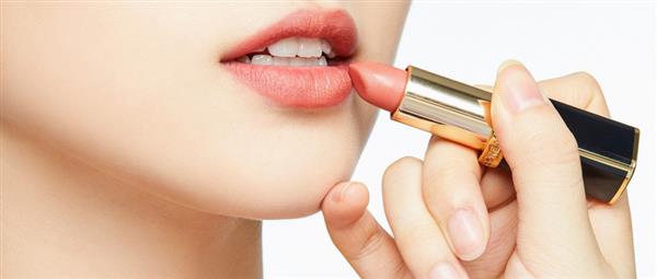 想學(xué)短期化妝去哪家學(xué)校好？   