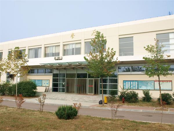 青島中魯中等專業(yè)學(xué)校怎么樣？它開設(shè)的海信班是怎么回事？