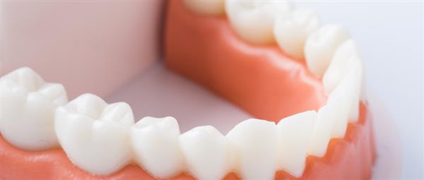 濟(jì)南有能學(xué)口腔醫(yī)學(xué)專業(yè)的學(xué)校嗎？學(xué)?？诒趺礃?？