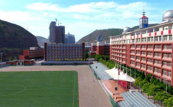 北京財(cái)經(jīng)專修學(xué)院都有哪些值得稱道的地方？