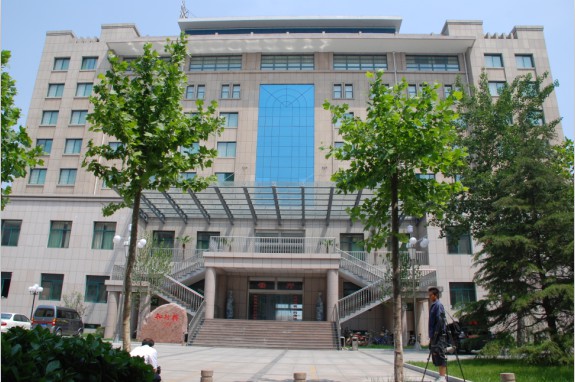 山東冶金技師學院有哪些特色吸引學生？